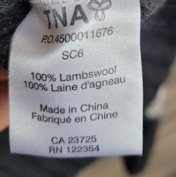 Aritzia TNA wool sweater - Picture 4 of 5